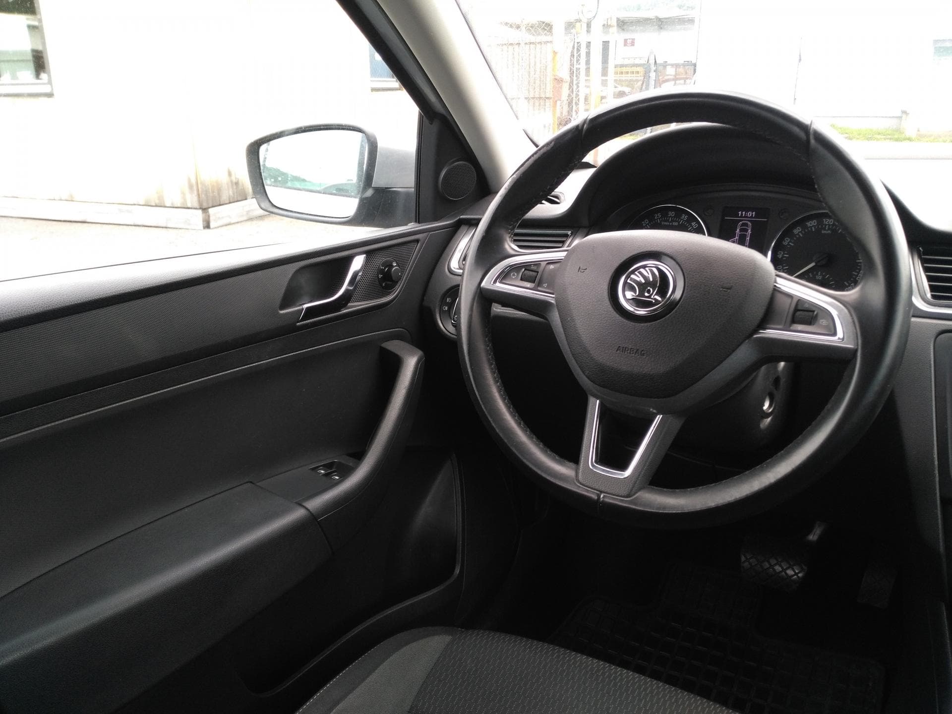 2014 Škoda RAPID - 8