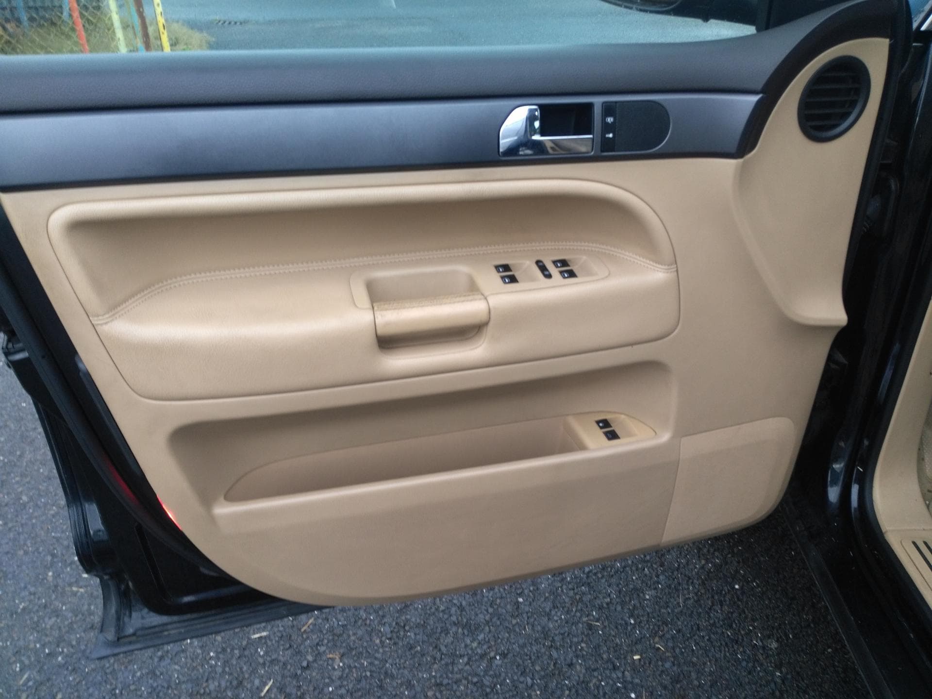 2009 Volkswagen TOUAREG - 12