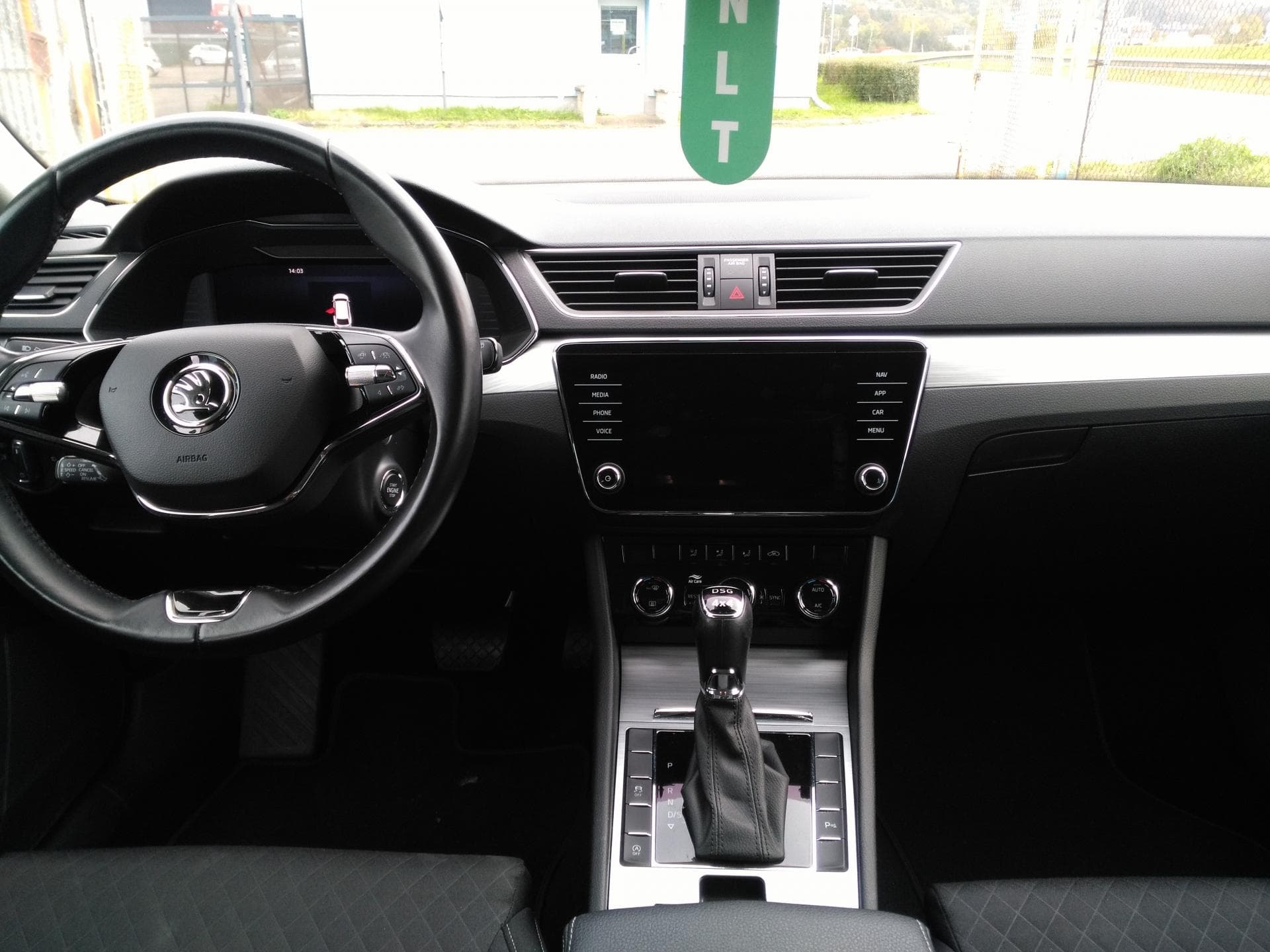 2021 Škoda SUPERB - 11