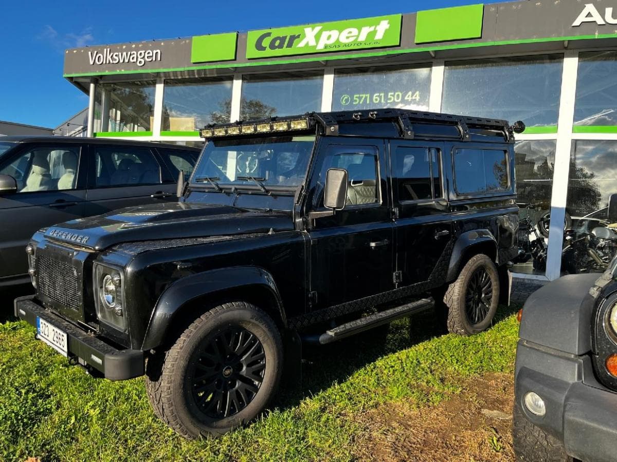 Land Rover Defender 2,2 KAHN