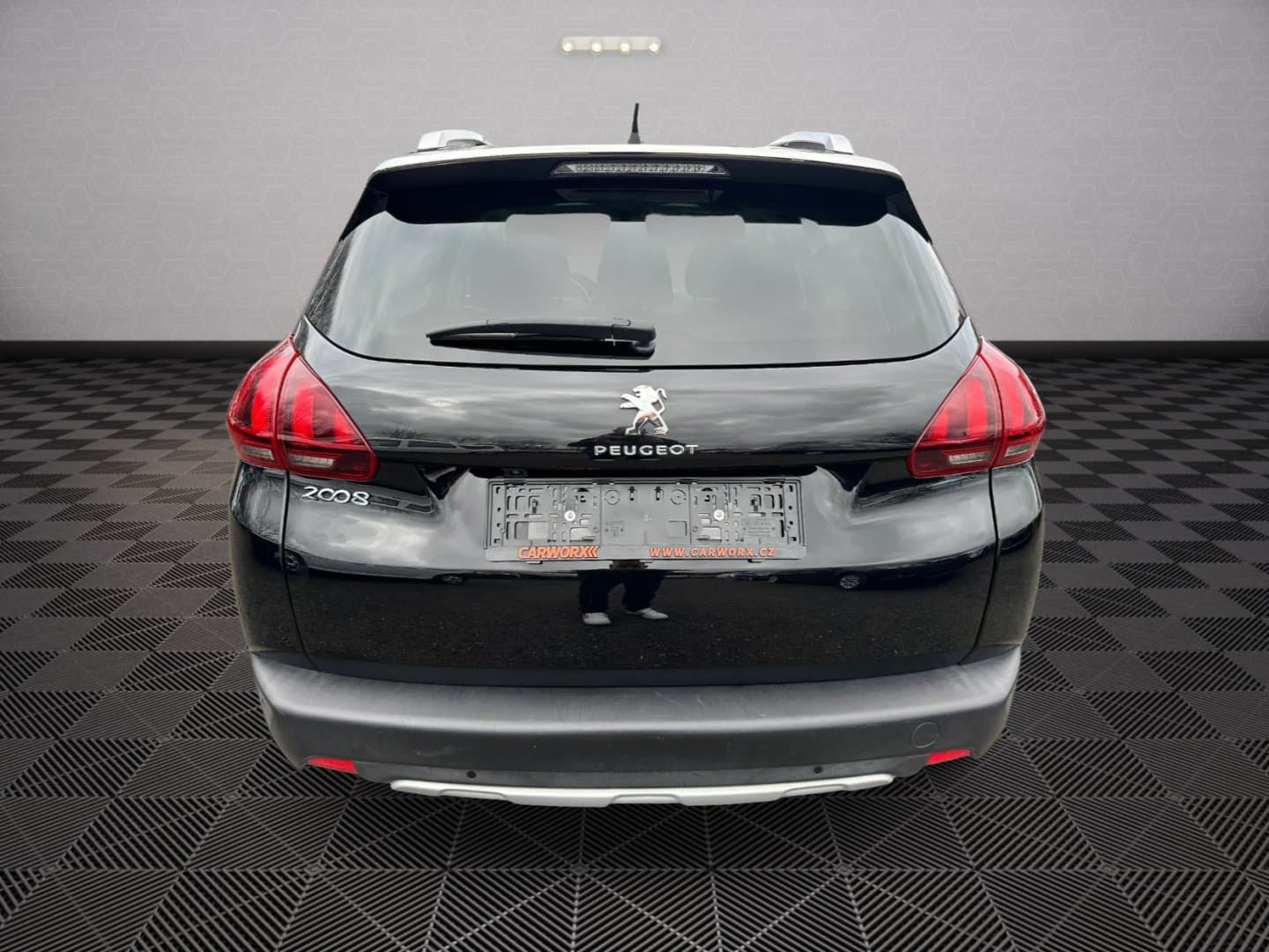 Peugeot 2008 - 6