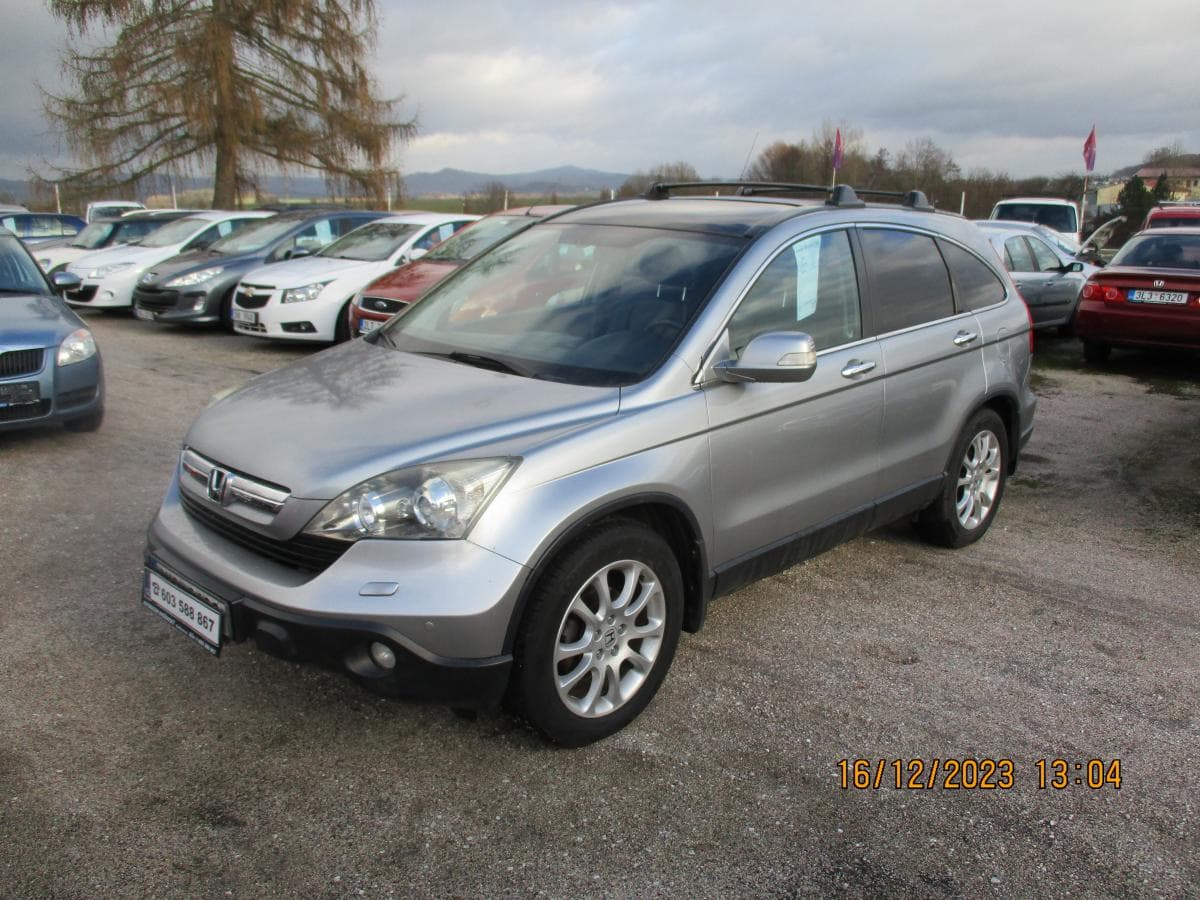 Honda CR-V 2,2 CTDi garážováno