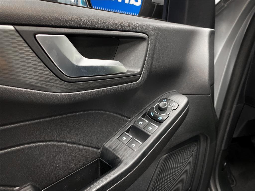 Ford KUGA - 8