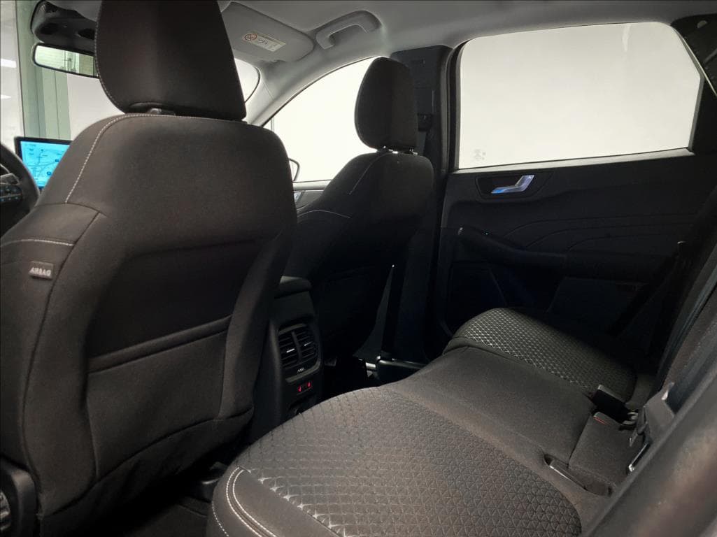 Ford KUGA - 9