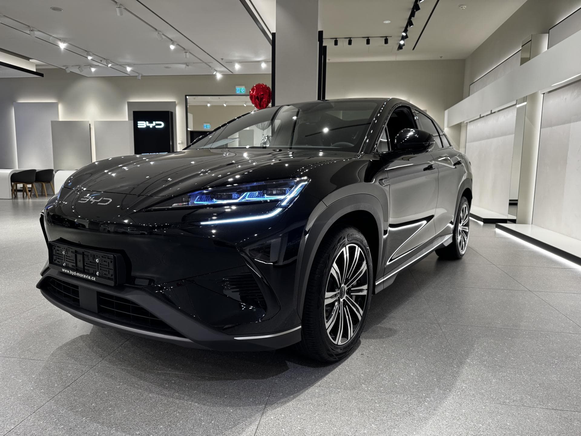 BYD SEALION