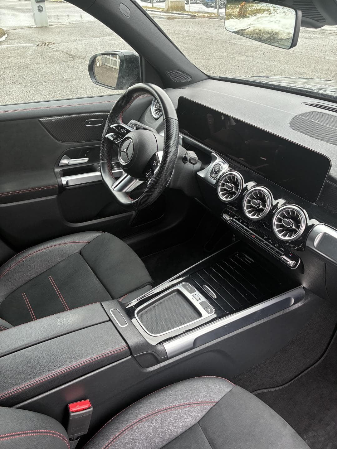 Mercedes-Benz GLB - 6