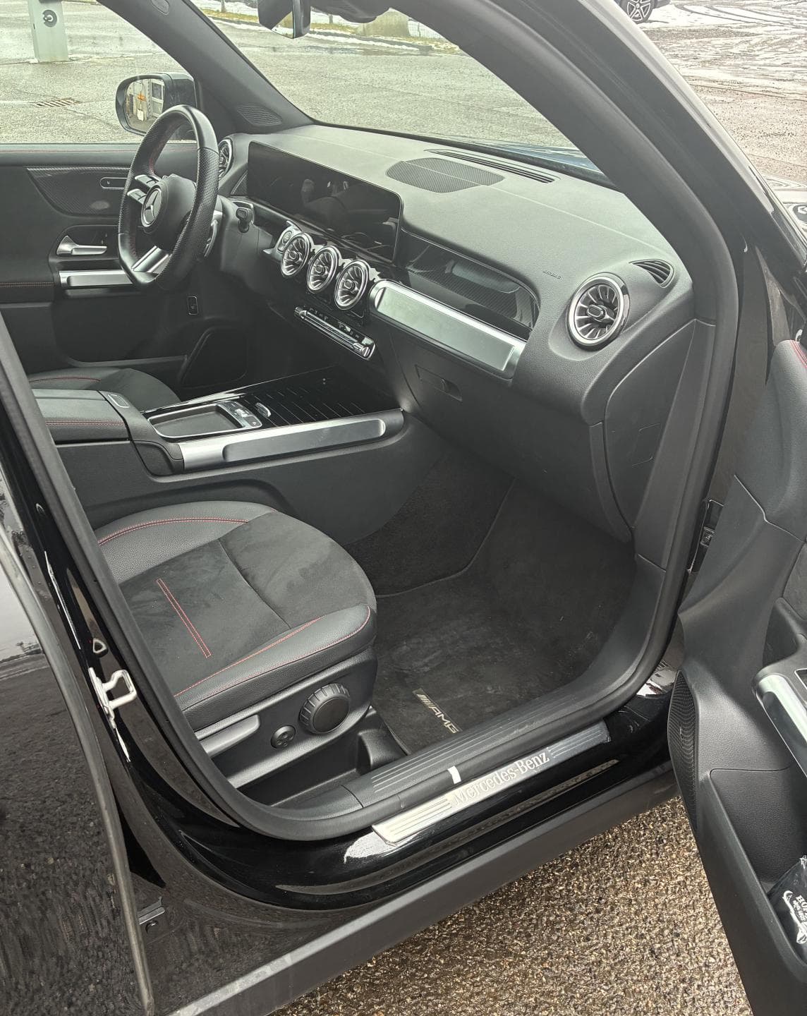 Mercedes-Benz GLB - 7