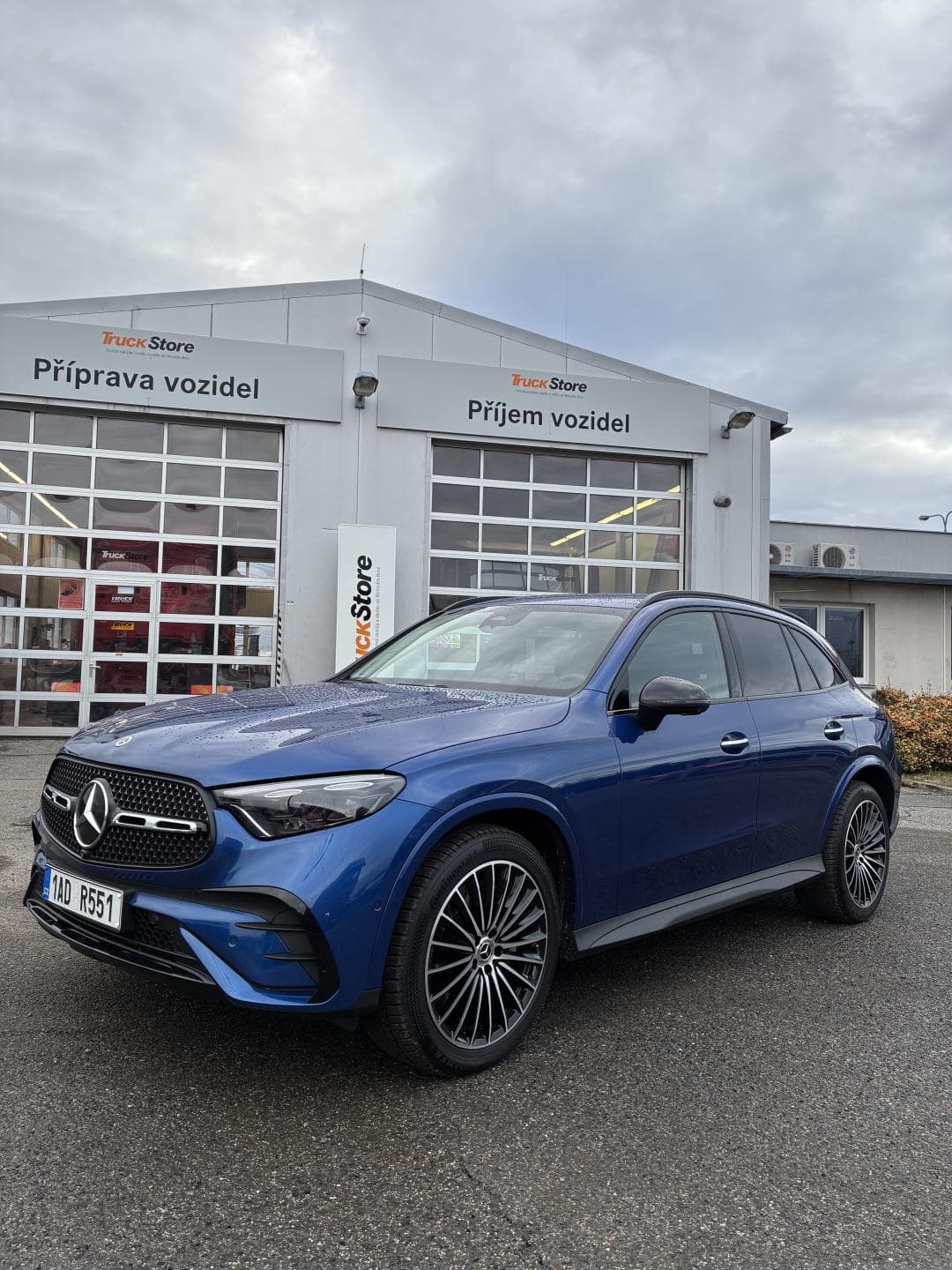 Mercedes-Benz GLC - 3