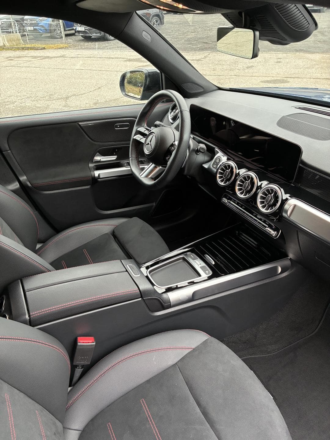Mercedes-Benz GLB - 6