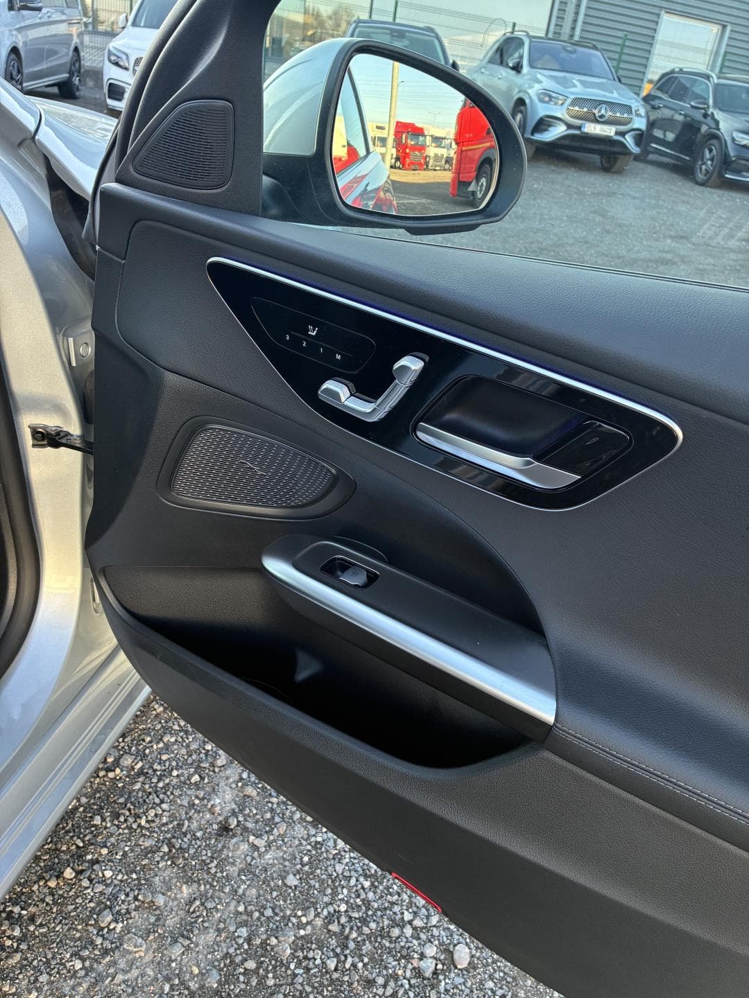 Mercedes-Benz C-Class - 8