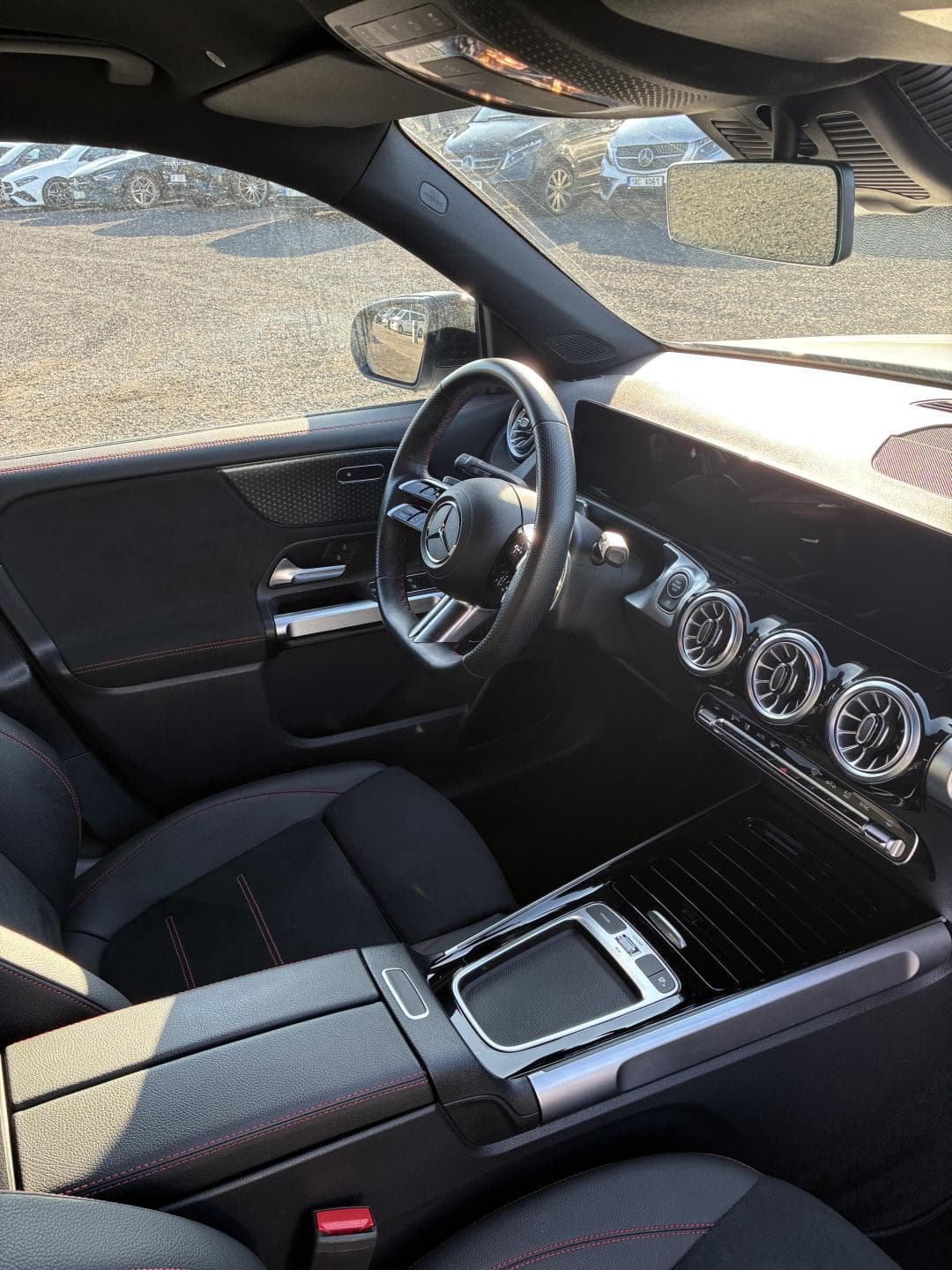 Mercedes-Benz GLB - 6