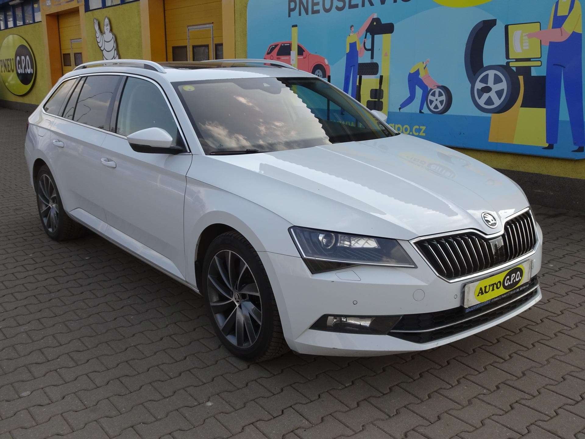 Škoda Superb 2.0 TDi DSG 4x4