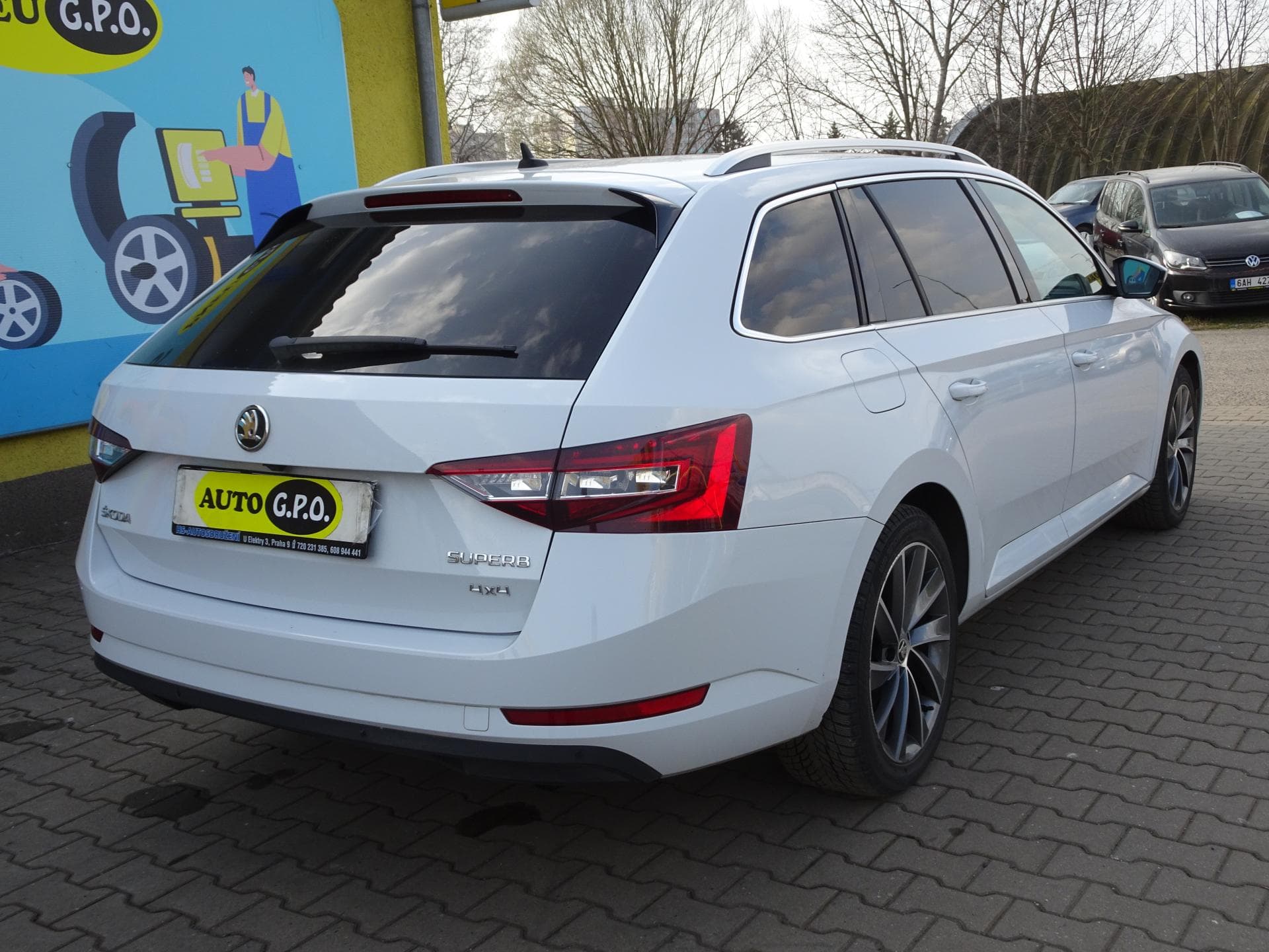 Škoda Superb - 8