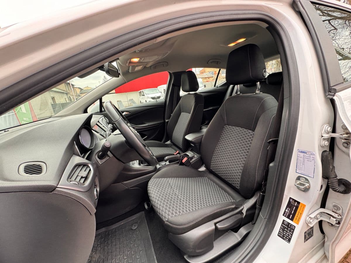 2016 Opel Astra - 12