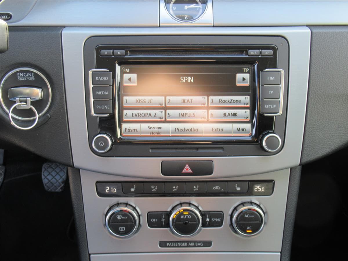 2012 Volkswagen Cc - 11