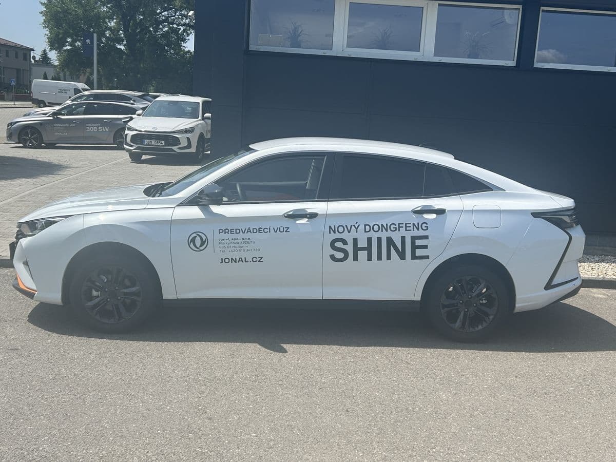Dongfeng SHINE - 4