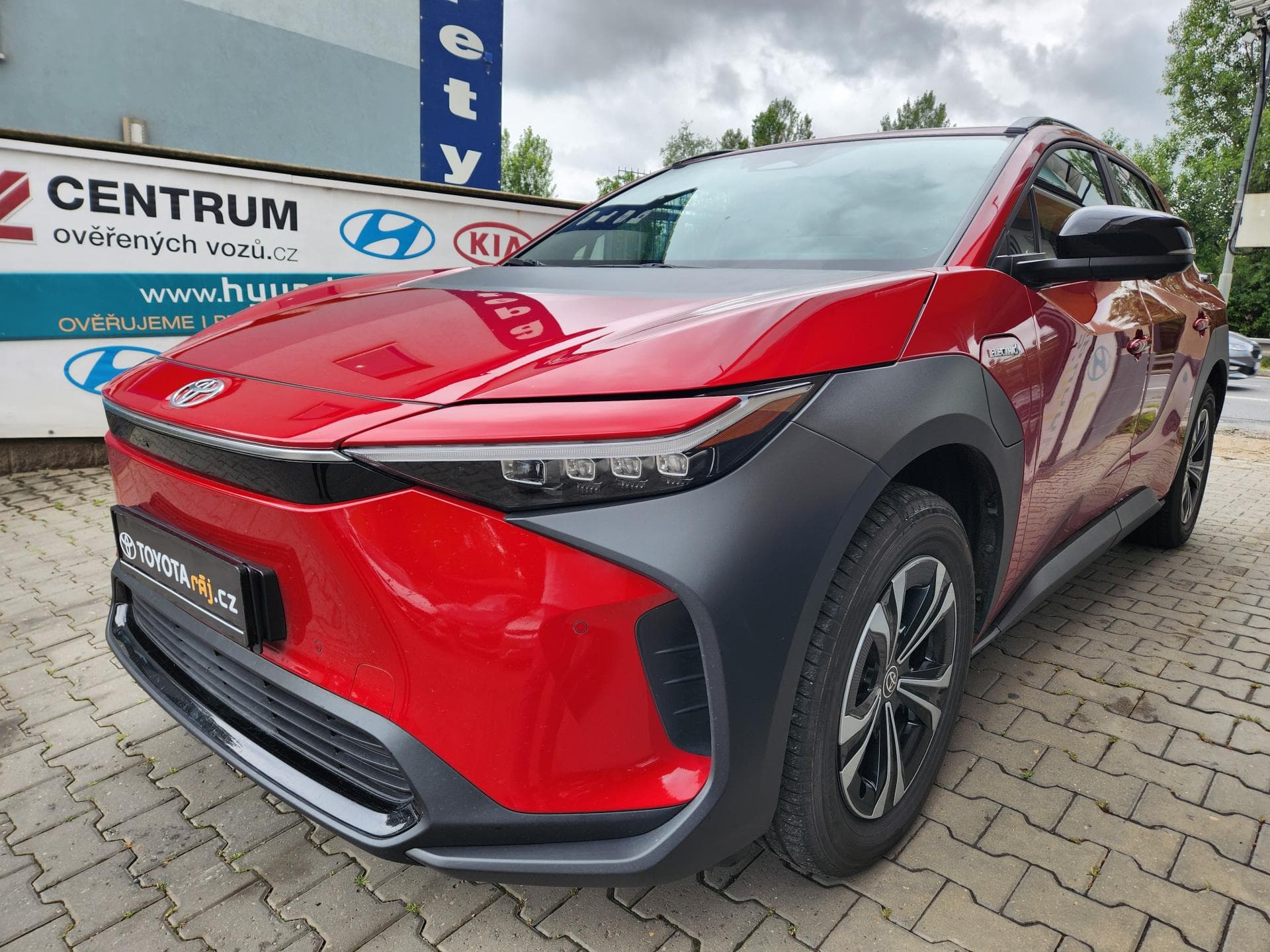 Toyota bZ4X - 5