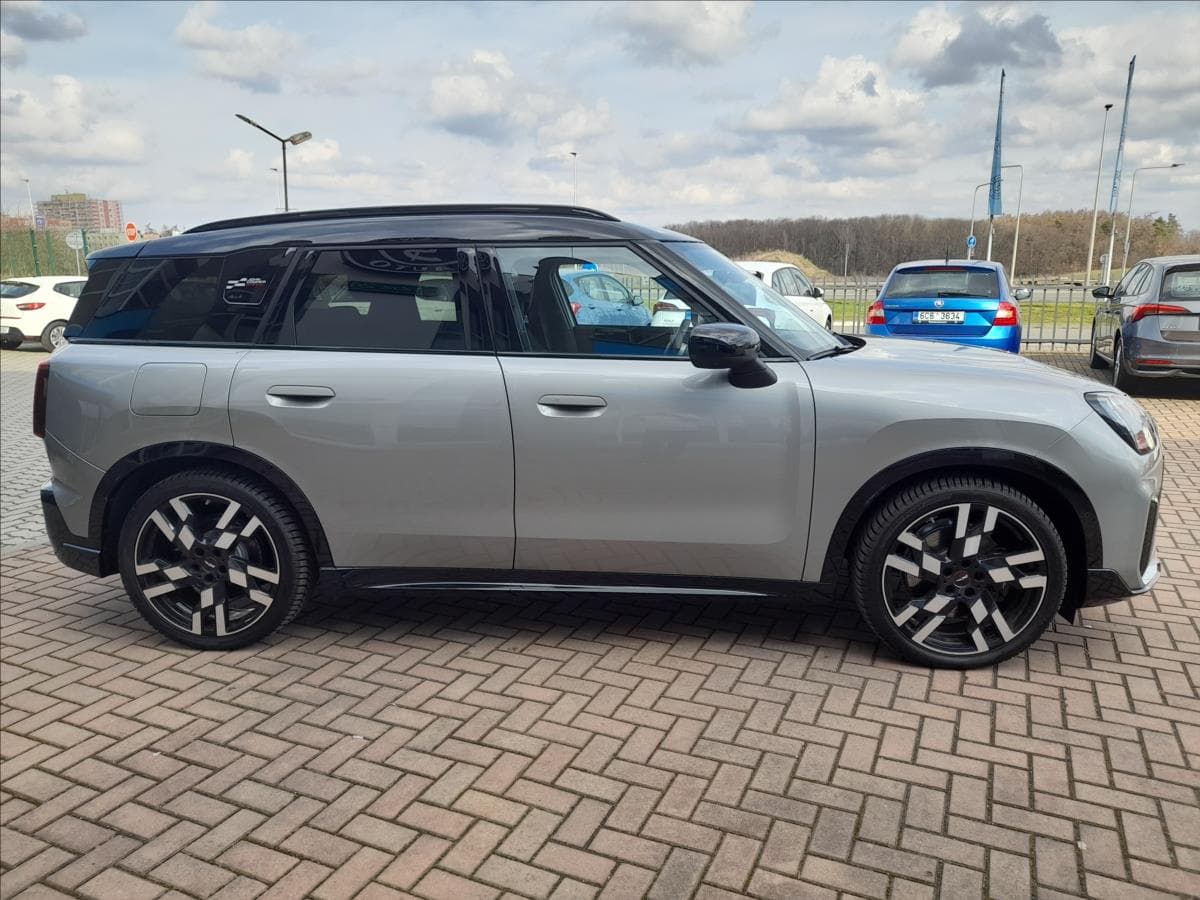2024 Mini COUNTRYMAN - 5