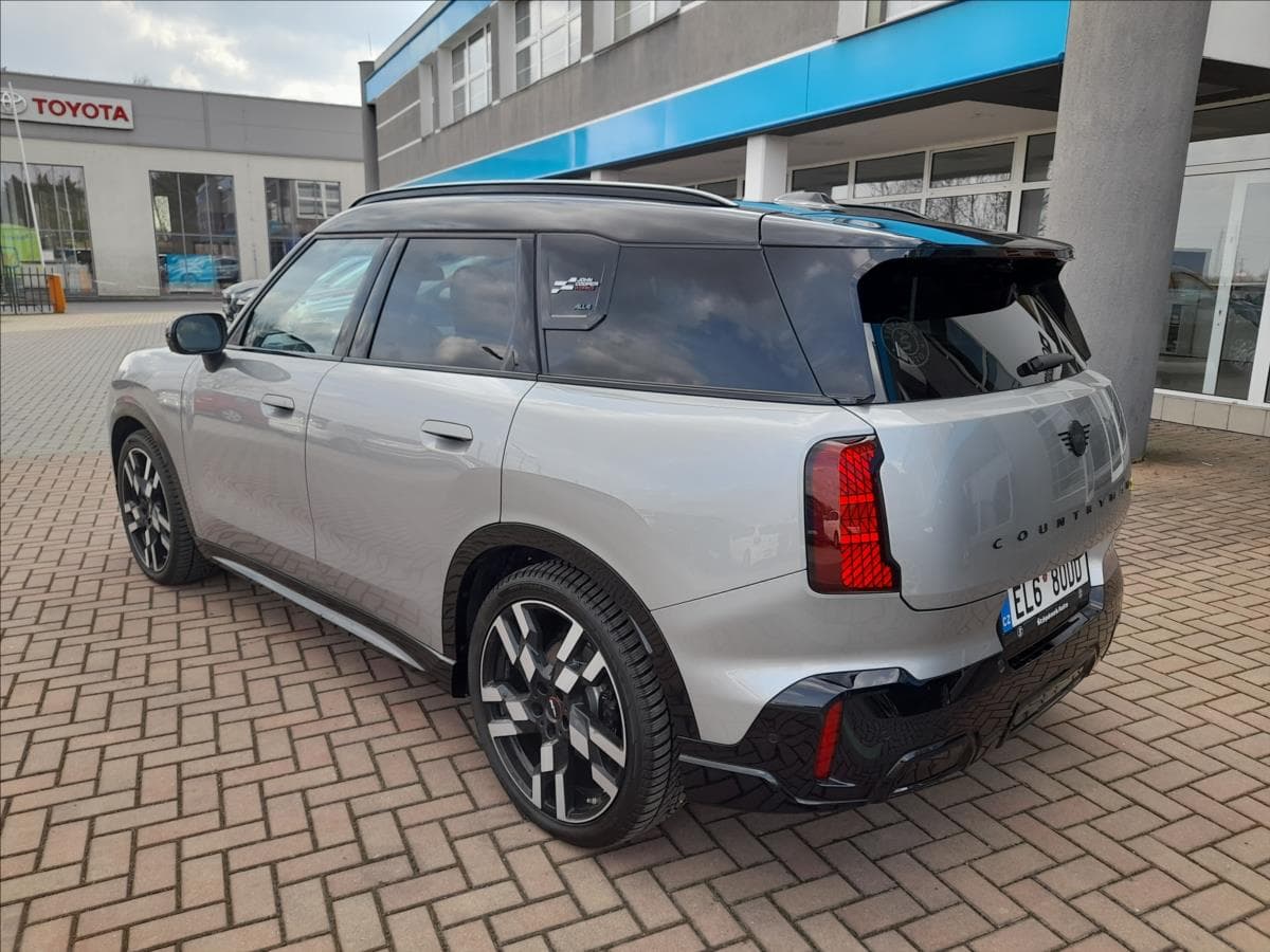 2024 Mini COUNTRYMAN - 8