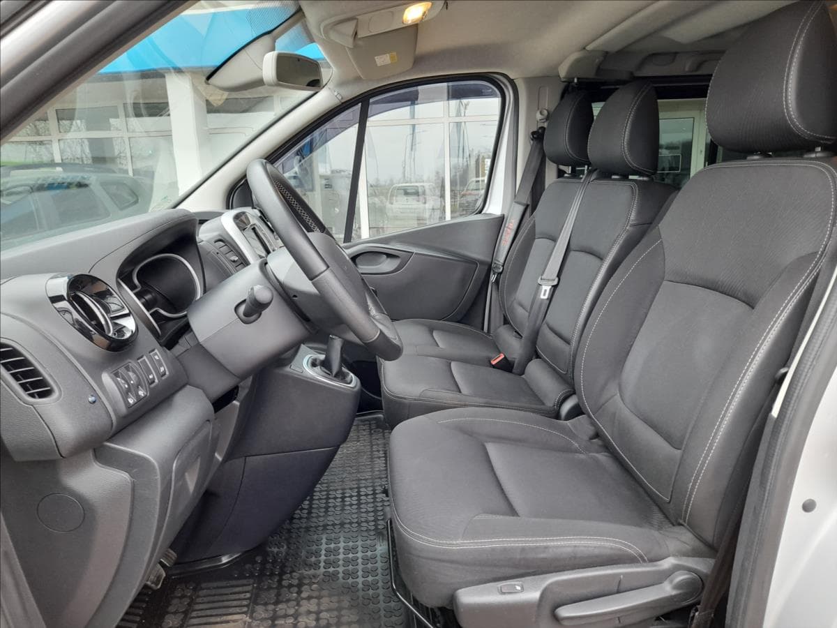 2021 Renault Trafic - 11