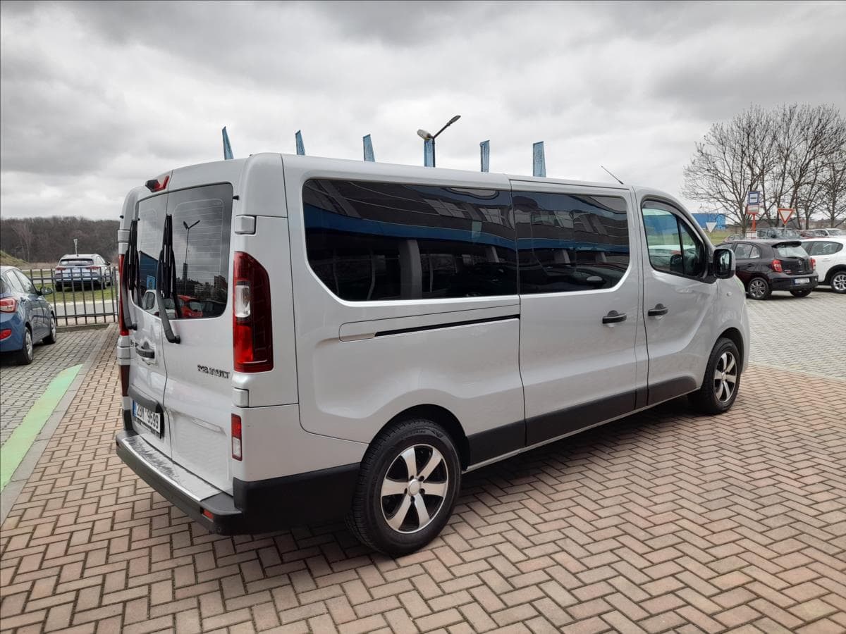 2021 Renault Trafic - 6