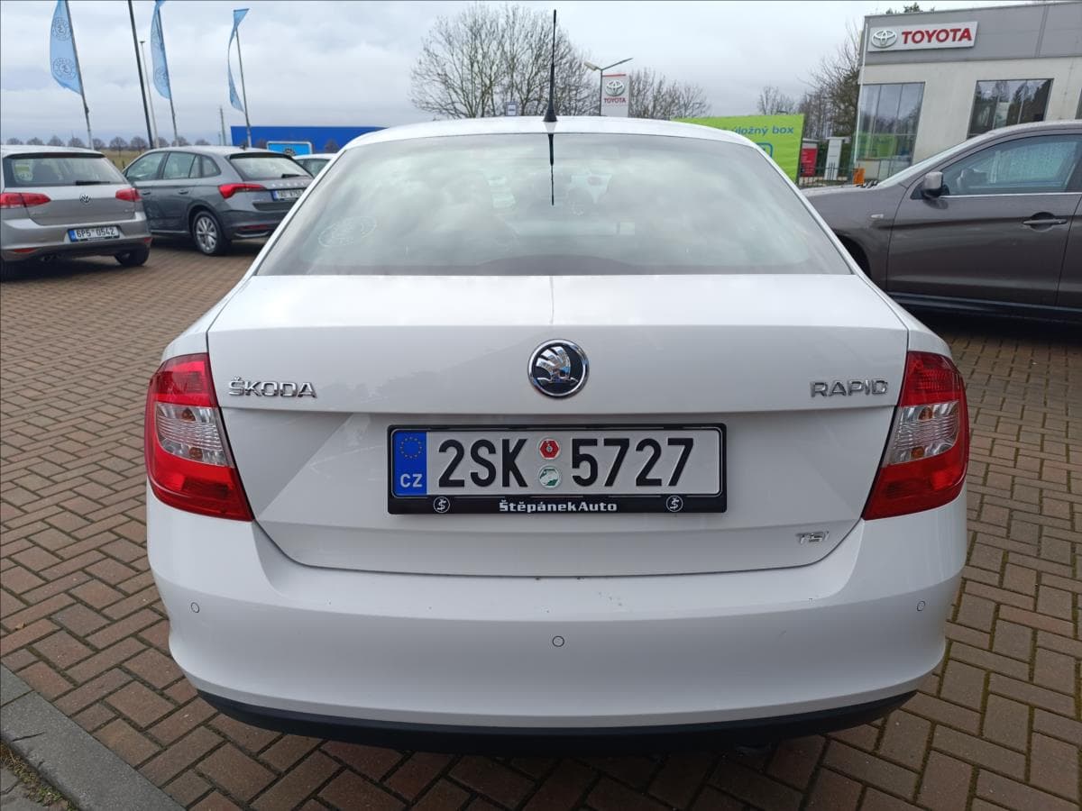 2013 Škoda Rapid - 26