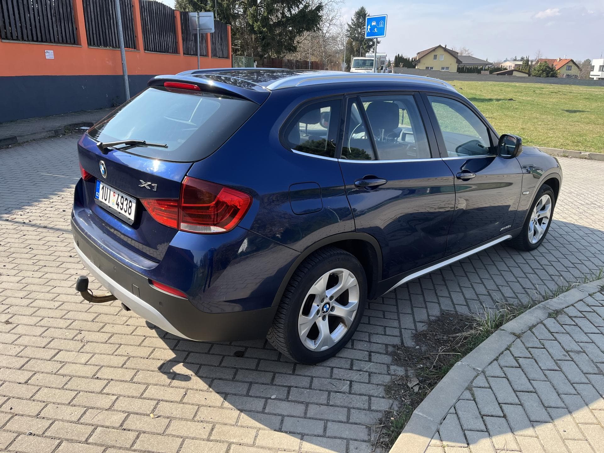 2010 BMW X1 - 85