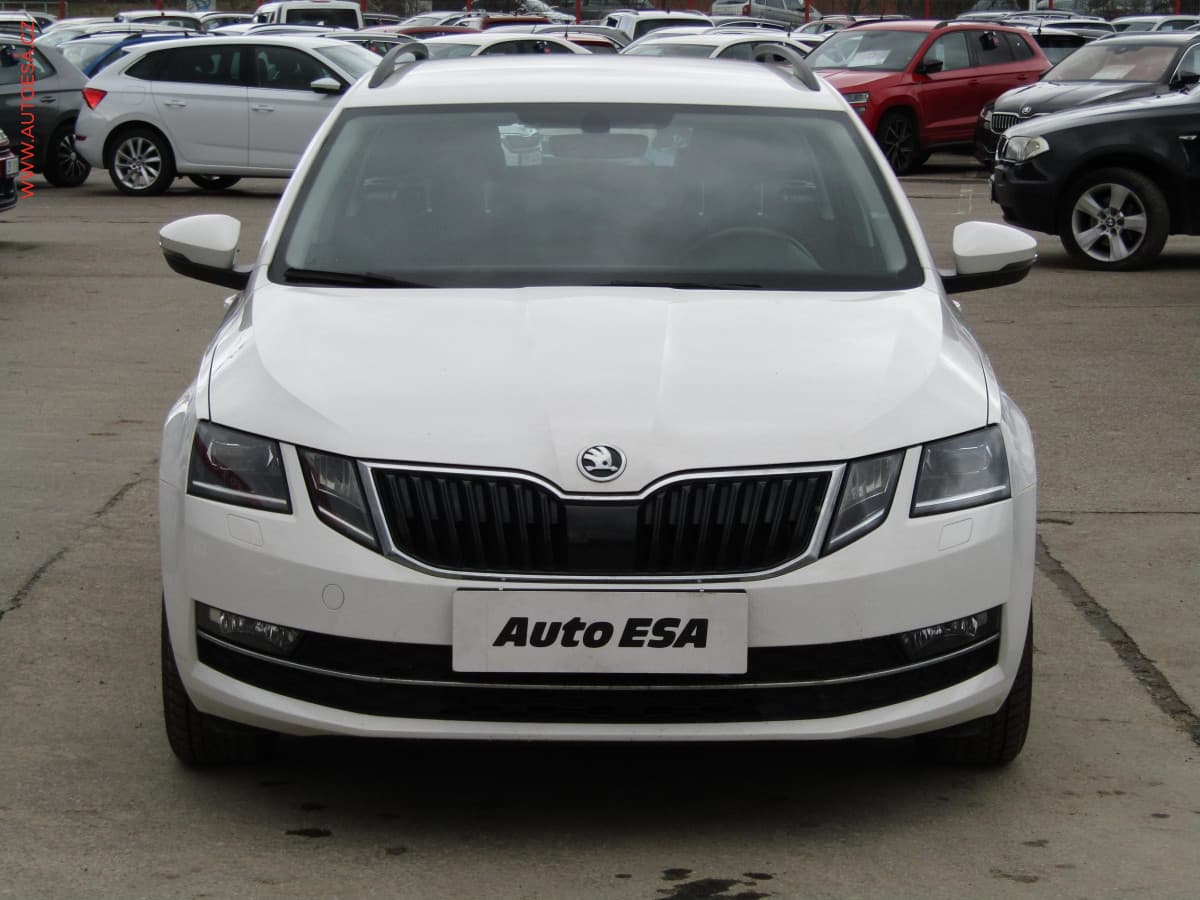 Škoda Octavia - 3