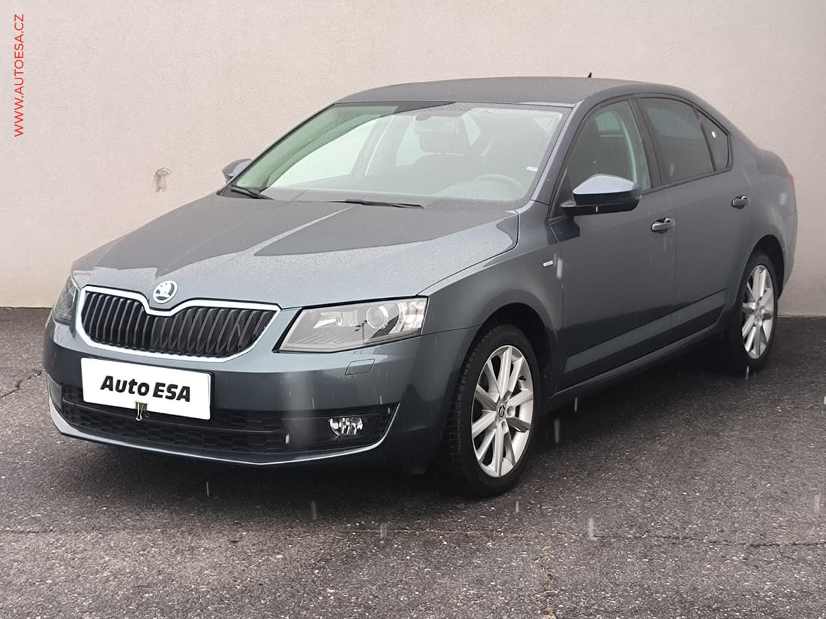 Škoda OCTAVIA - 3