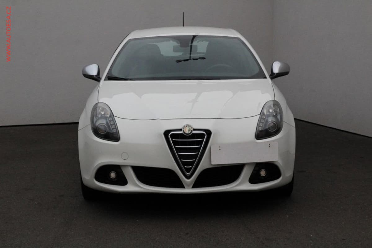 Alfa Romeo Giulietta - 2