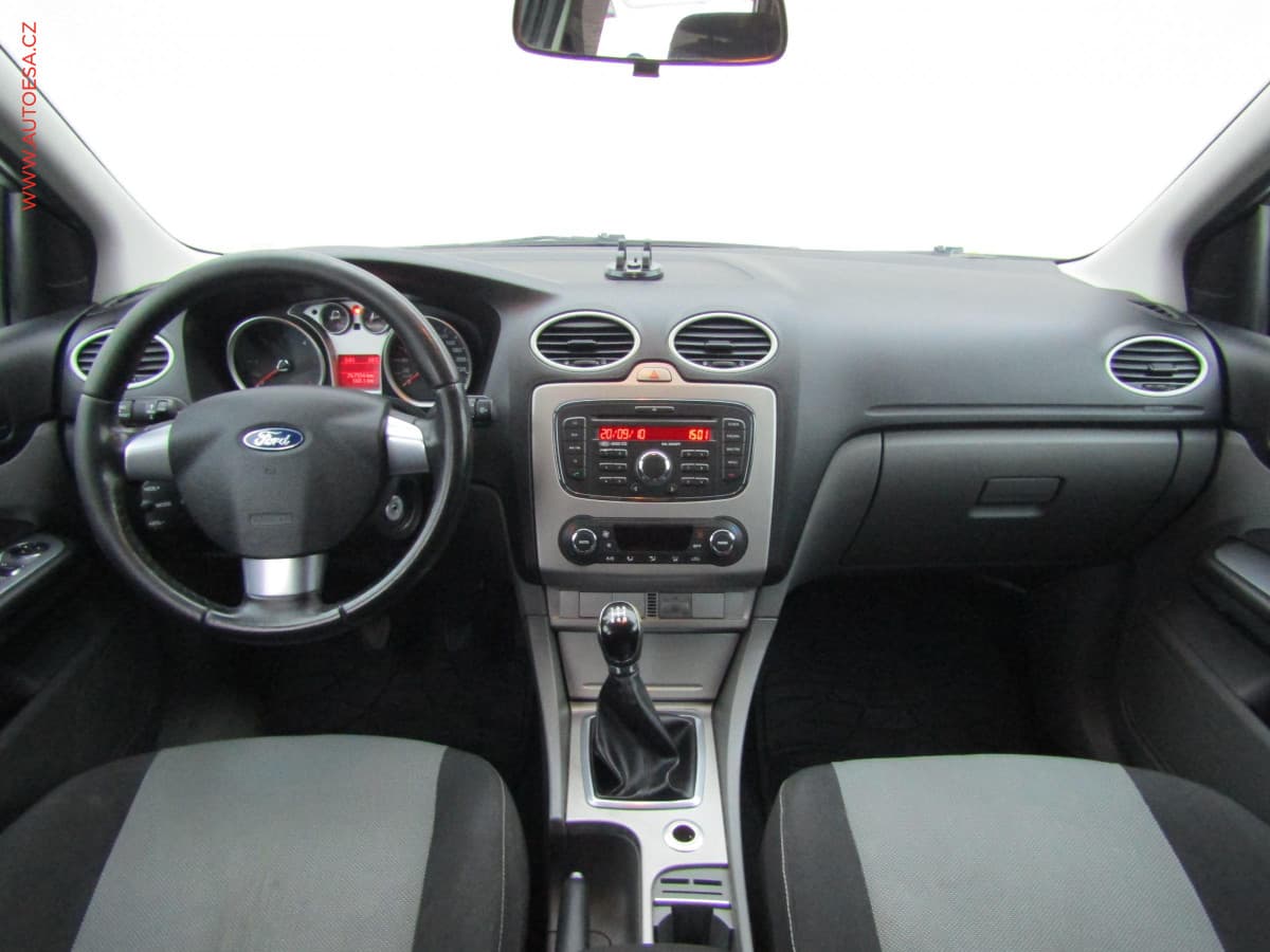 Ford FOCUS - 8