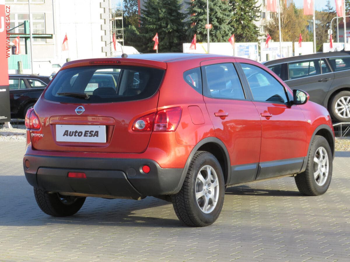 Nissan QASHQAI - 4