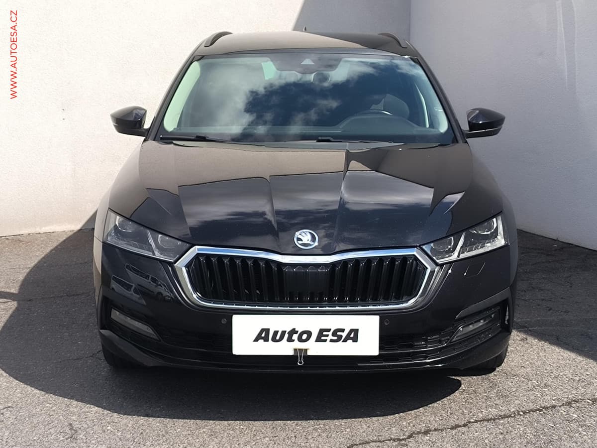 Škoda OCTAVIA - 2