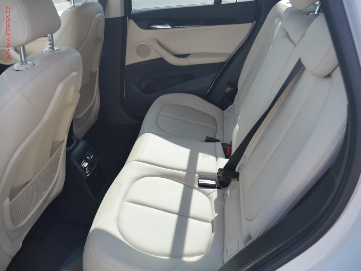 BMW X1 - 10