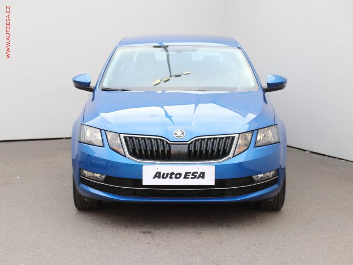Škoda Octavia - 2
