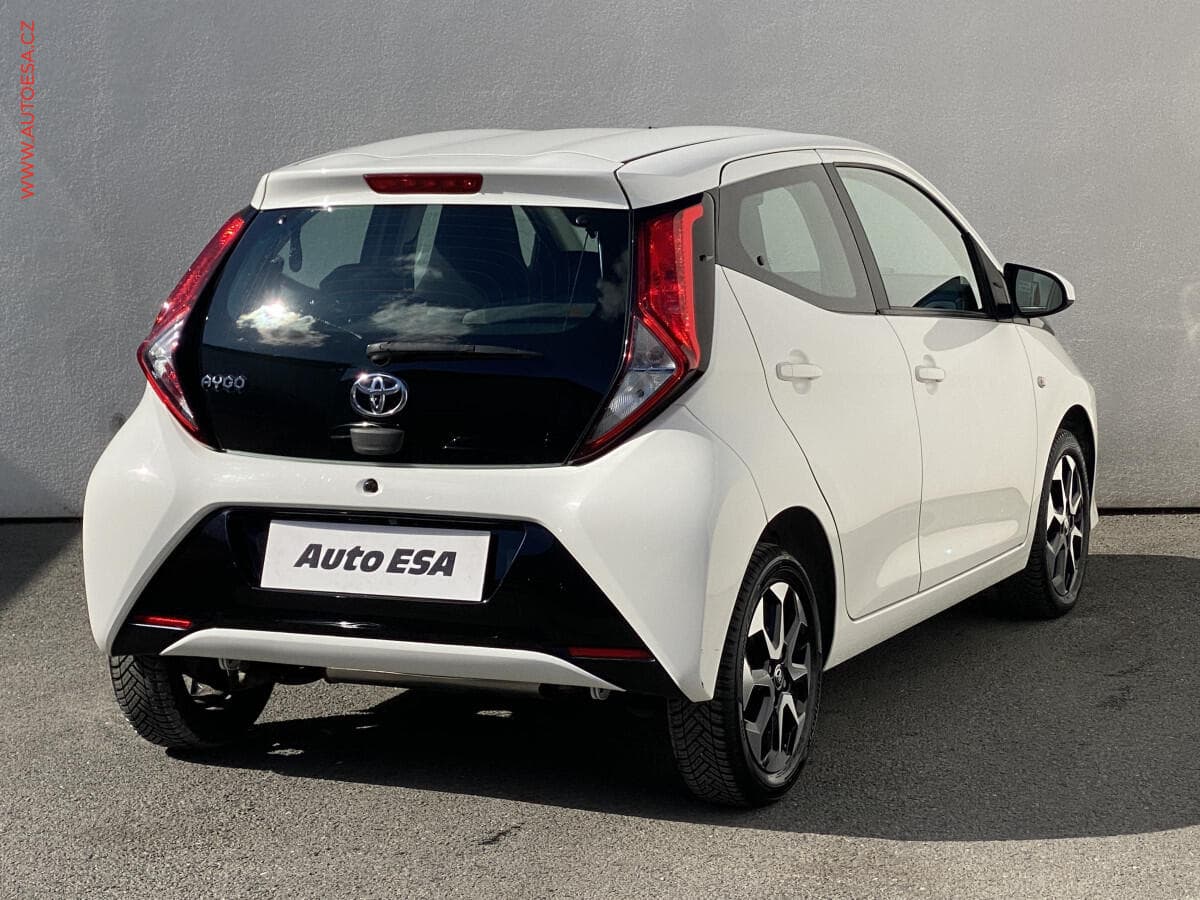 Toyota Aygo - 10