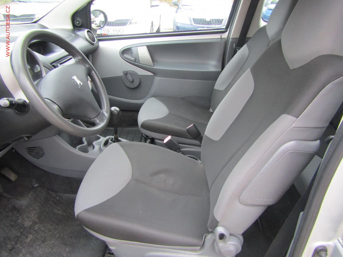 Peugeot 107 - 9