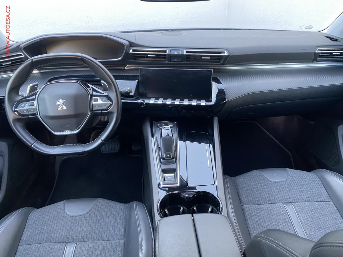 Peugeot 508 - 8