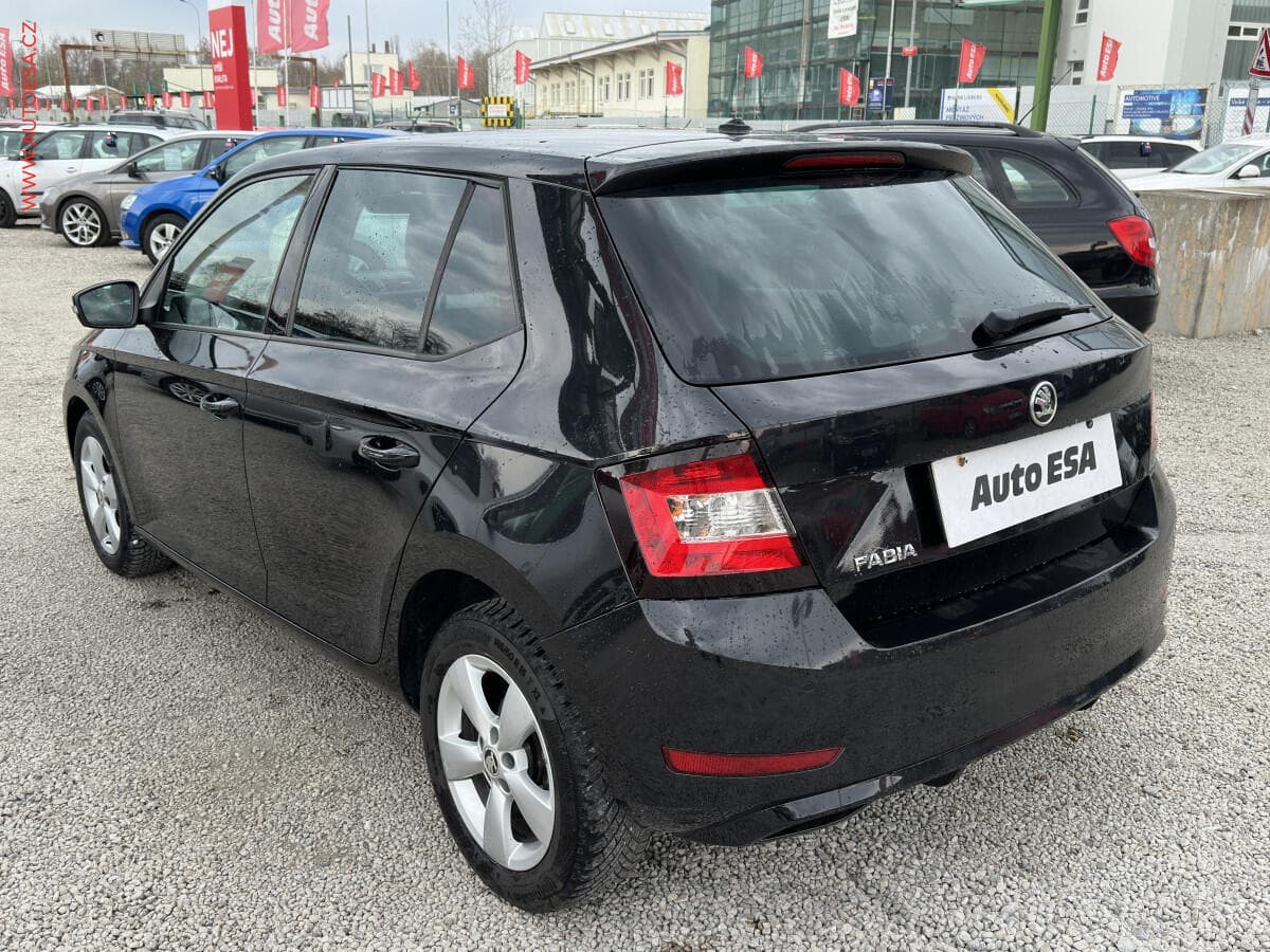 Škoda FABIA - 6