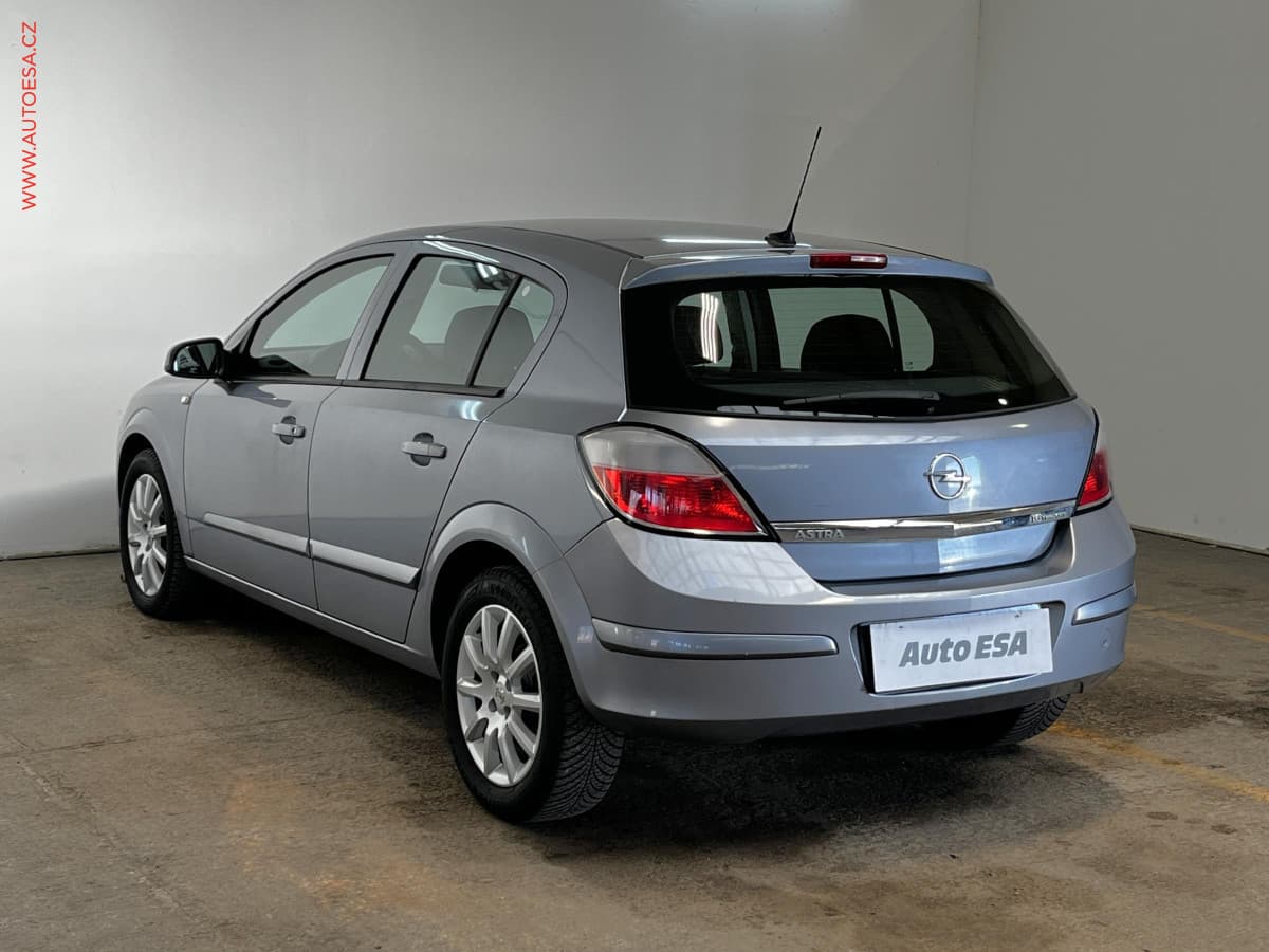 Opel ASTRA - 6