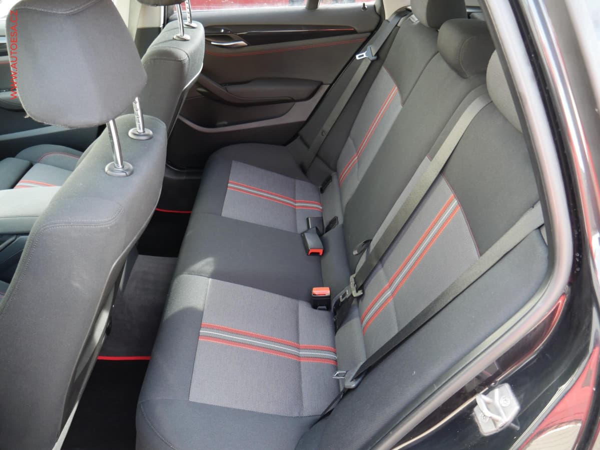 BMW X1 - 10