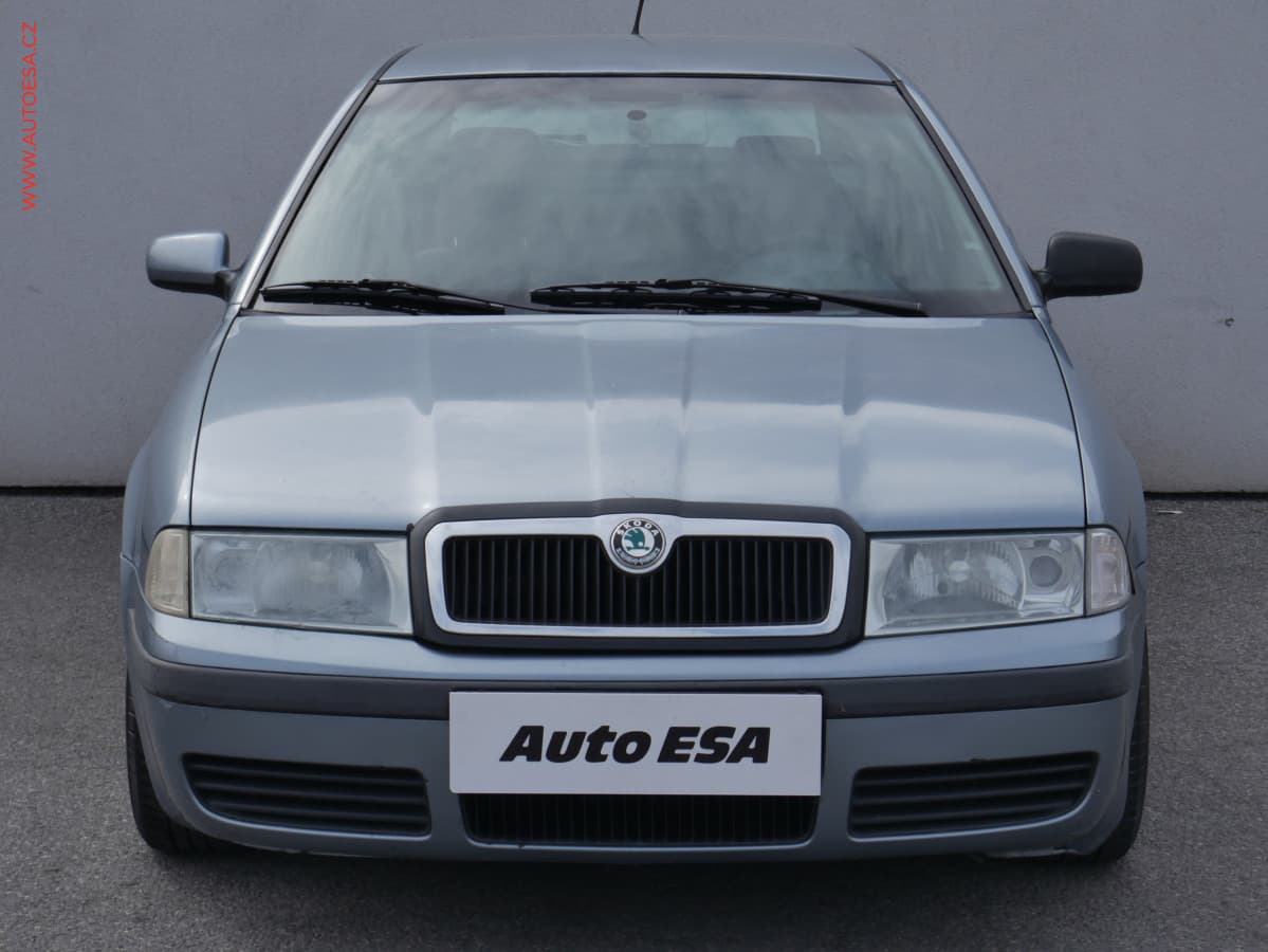 Škoda OCTAVIA - 2