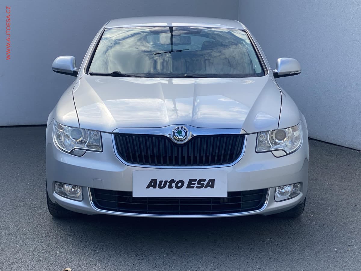 Škoda SUPERB - 2
