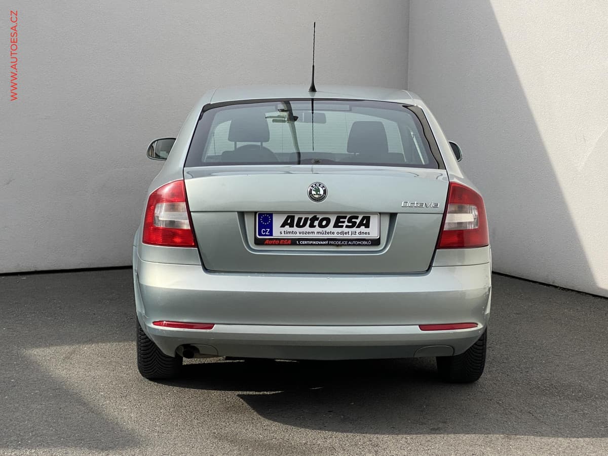 Škoda OCTAVIA - 5