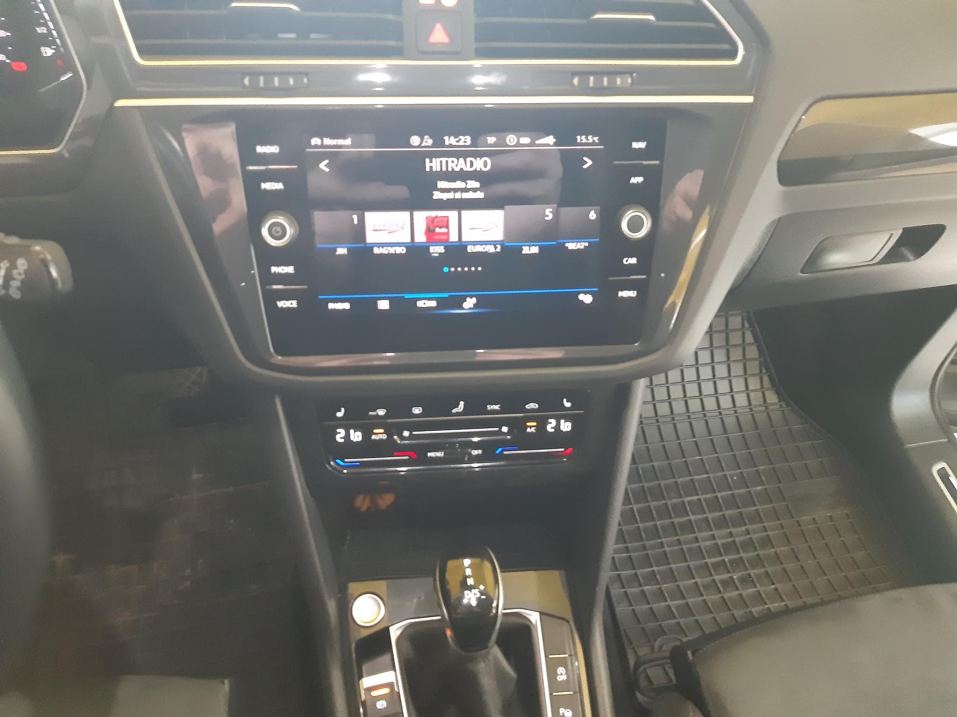 2020 Volkswagen Tiguan - 10