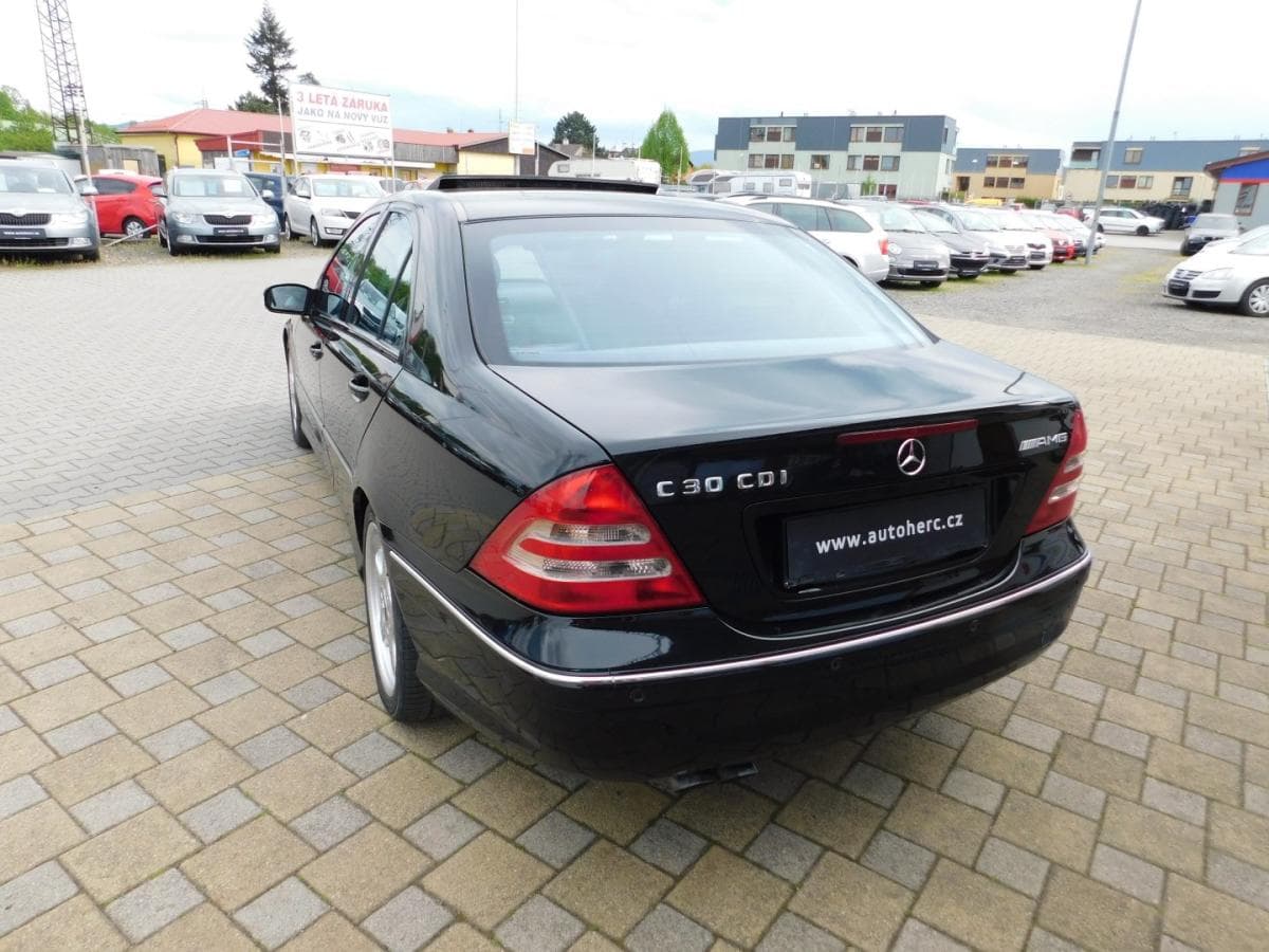 Mercedes-Benz C-Class - 5
