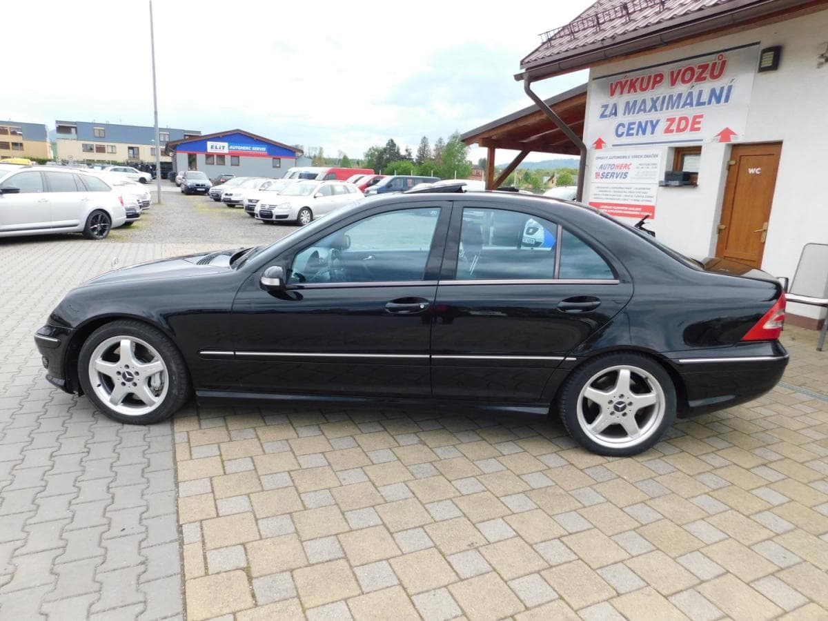 Mercedes-Benz C-Class - 6