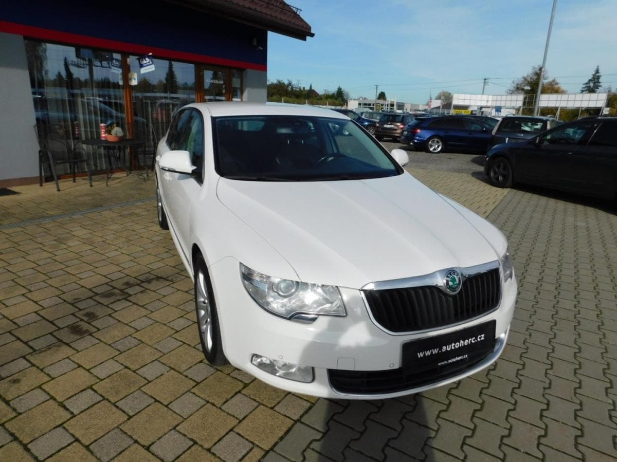 Škoda Superb - 2