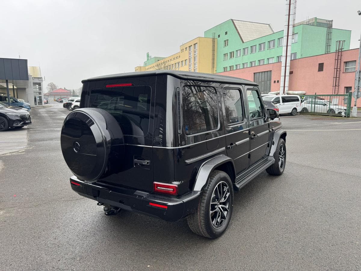 Mercedes-Benz G-Class - 7