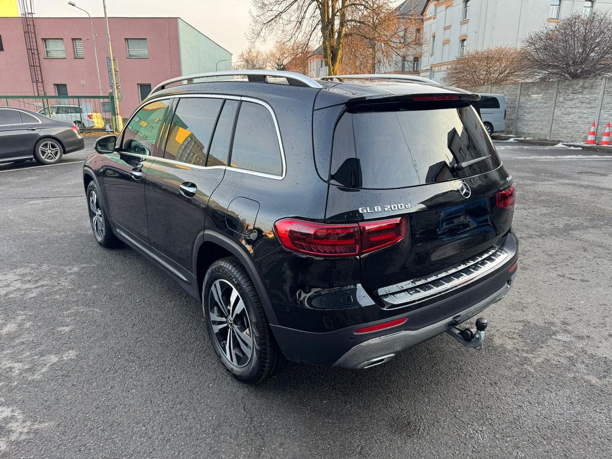 Mercedes-Benz GLB - 5